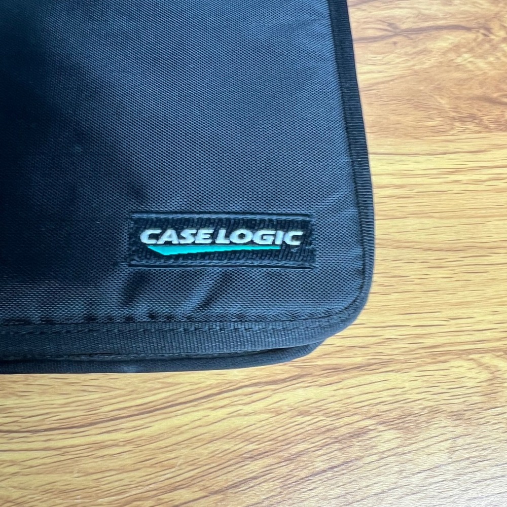 Case Logic CD DVD Storage Binder Black Nylon 48 Capacity Zippered Wallet Case - Picture 2 of 8